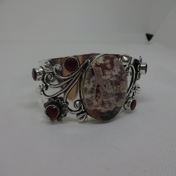 Laguna Stone Cuff Melon main image 1